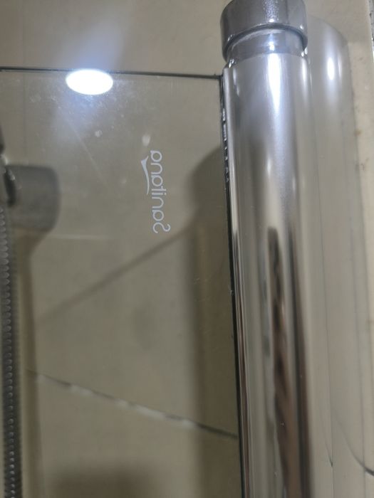 Painel de banheira sanitana