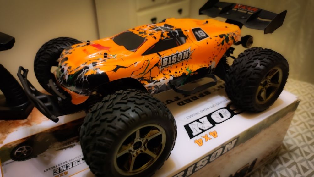 VKar Racing Bison Extreme V2 4X4 troco por PS5