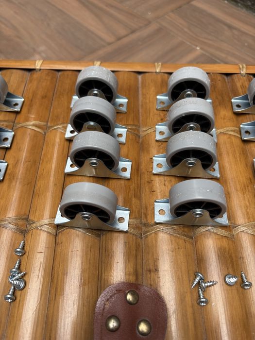 Rodas 4cm diametro p afixar