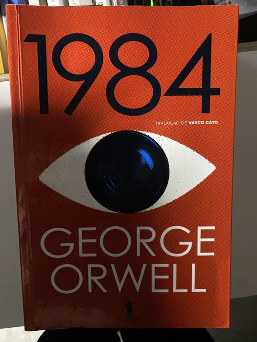 Livros varios.