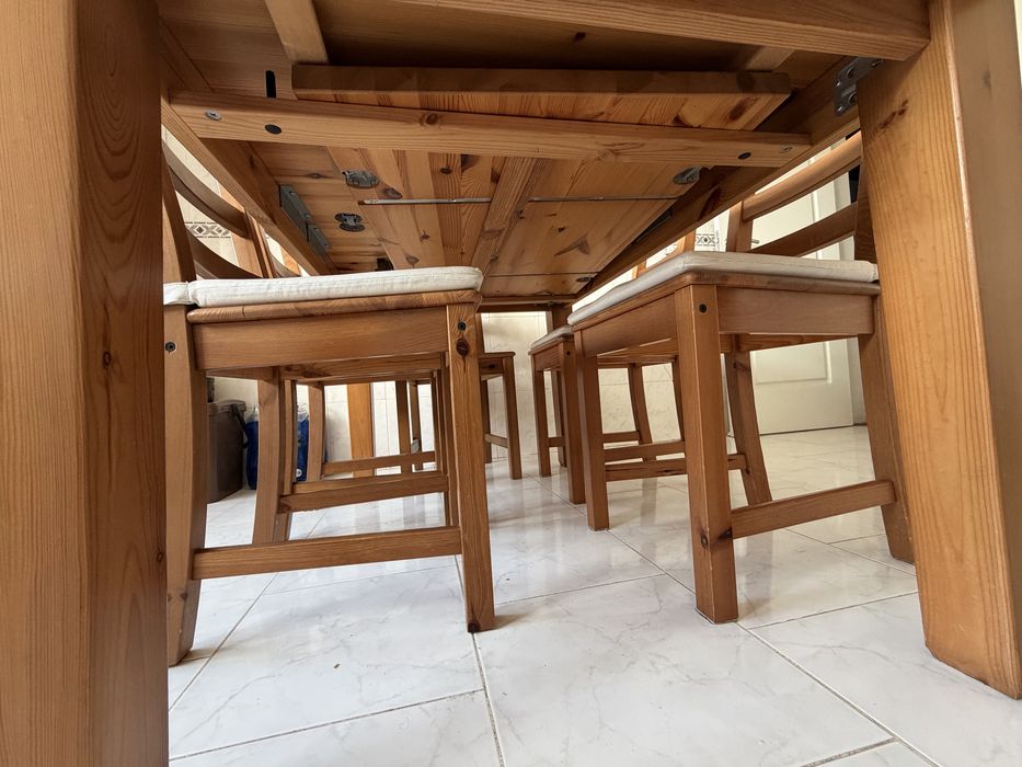 Mesa de Jantar IKEA STORNÄS com 4 Cadeiras – Pinho Maciço | como nova