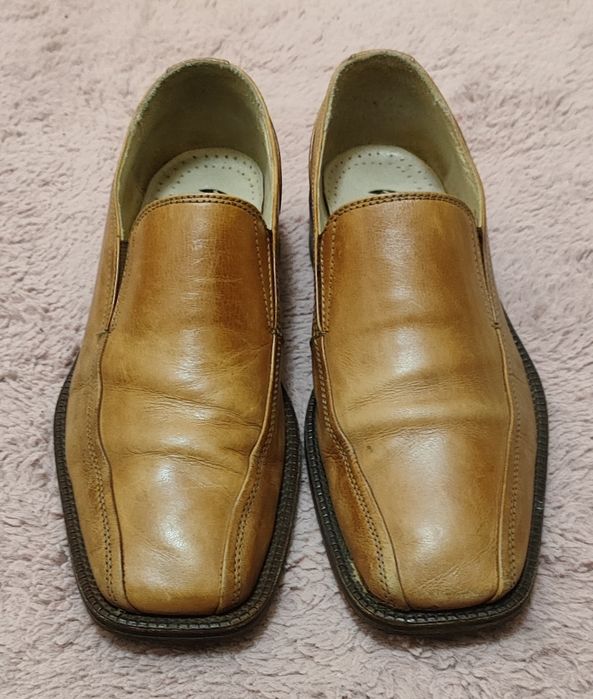 Sapatos em ótimo estado da bata