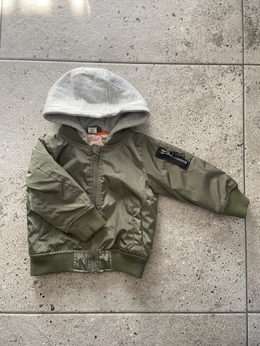 Kurtka z kapturem khaki / oliwka Smyk 74