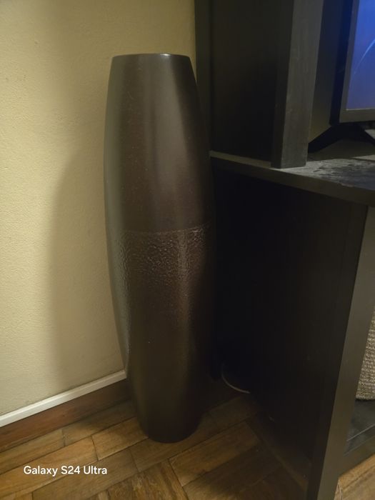 Vaso decorativo castanho