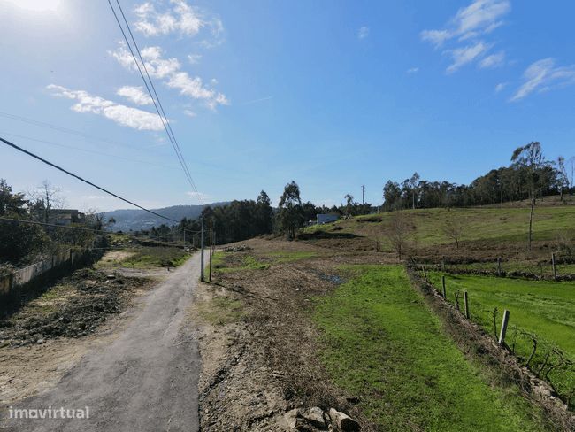 Land for sale in Esqueiros, Vila Verde!