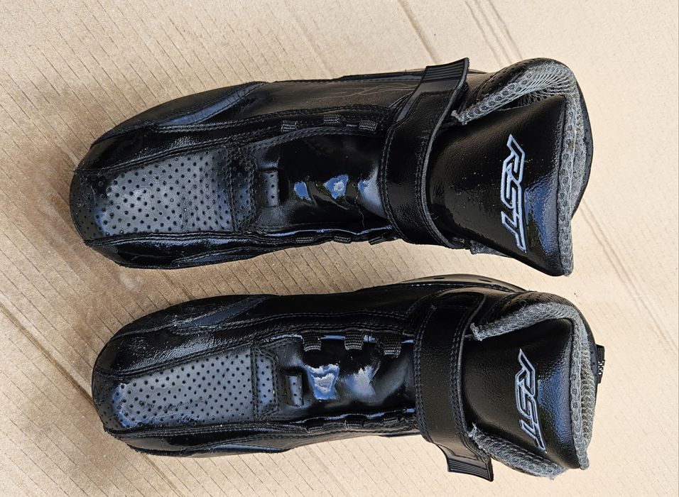Rst buty 42 motocyklowe czarne ochraniacze motor