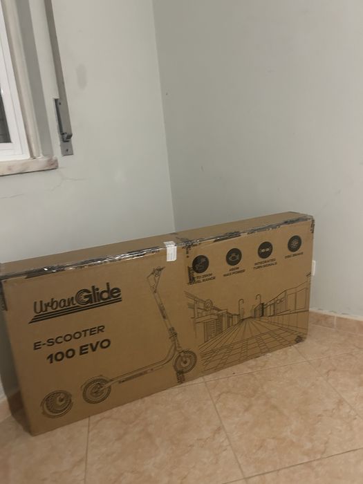 Trotinete Elétrica URBANGLIDE 100 EVO - NOVA, Nunca Usada + Caixa