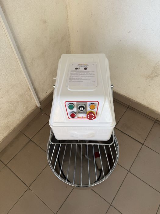 Тістоміс Промисловий Двошвидкісний Обєм 34 Літрів Новий !