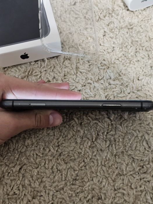 Iphone 11 Neverlock Гарний стан