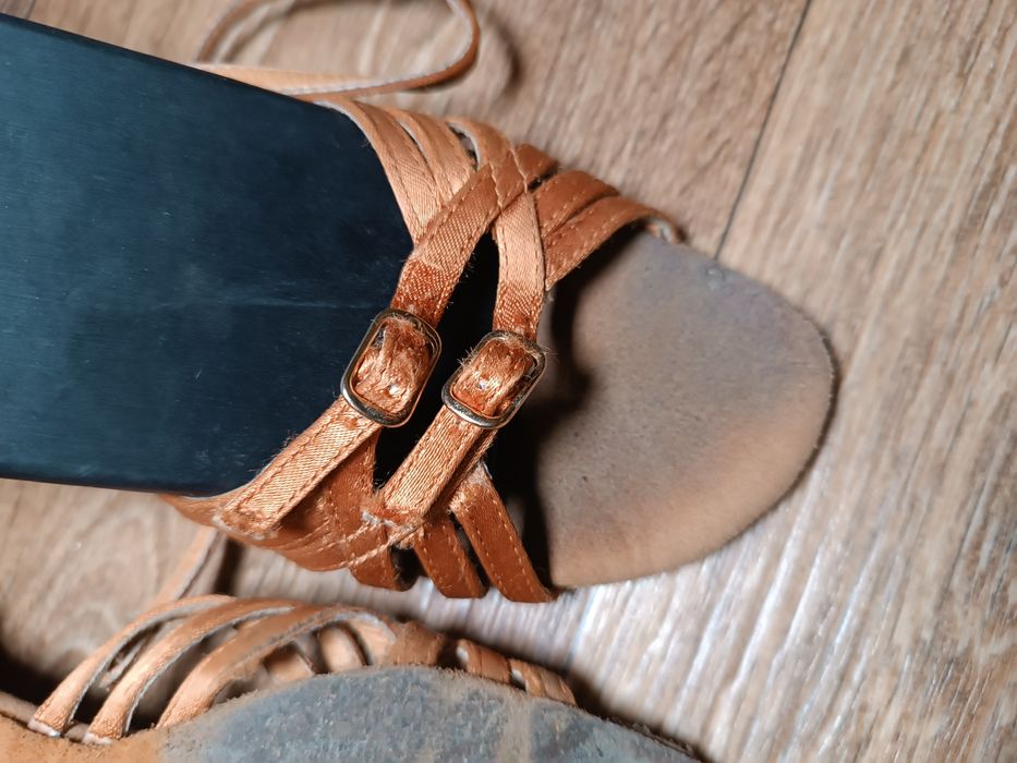 Туфлі для латиноамериканської програми. Талісман