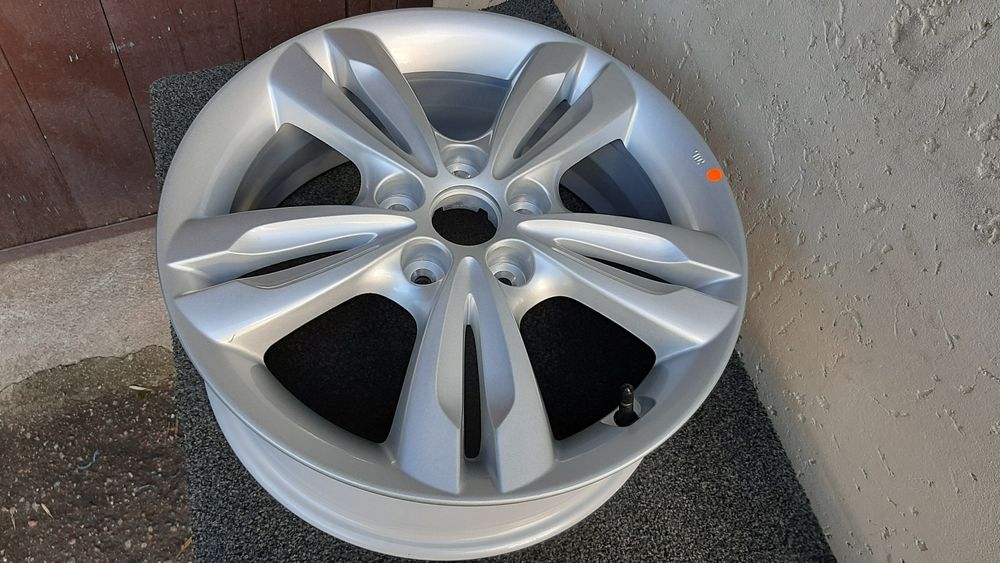 Диск Hyundai IX35-Tucson 5x114.3 R17 оригінал