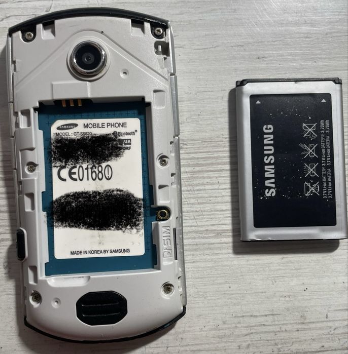 Samsung GT-S5620