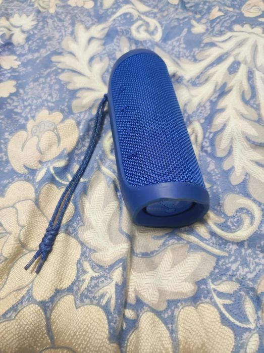 Bluetooth колонка JBL Flip 4