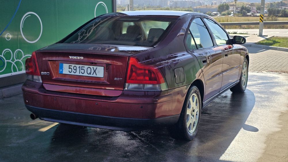 Volvo S60 2.0T *Full Extras* - URGENTE — photo 3