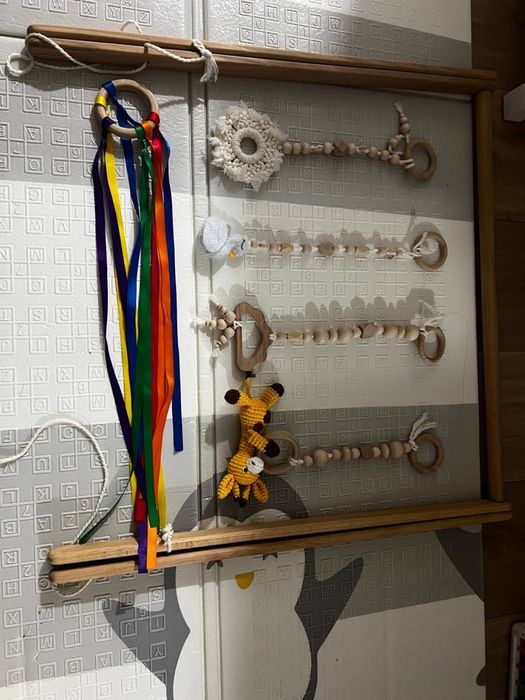 Мобіль монтессорі