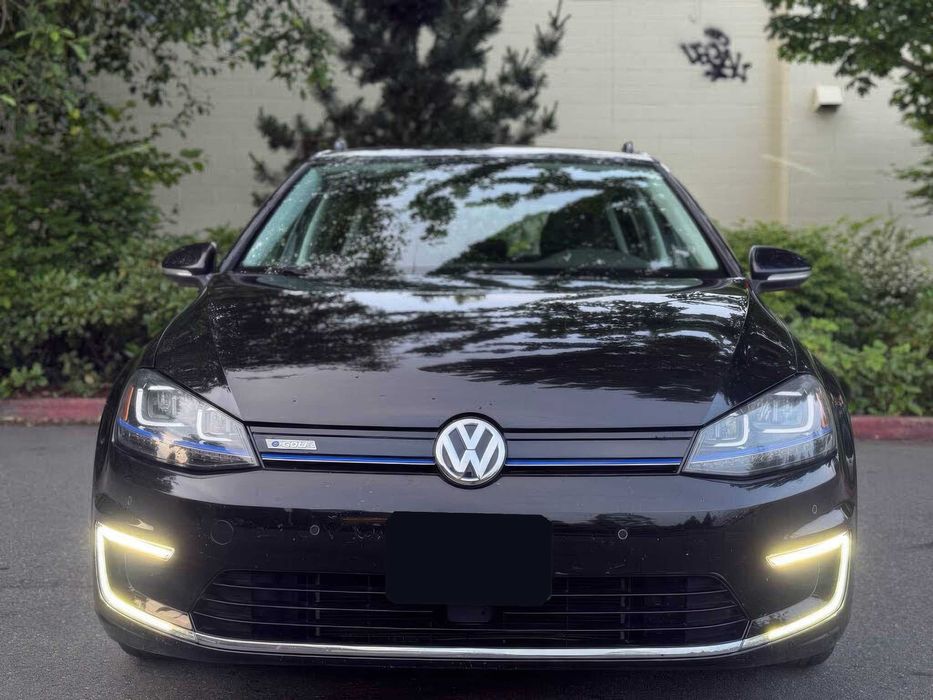 Volkswagen e-Golf SEL Premium      2016