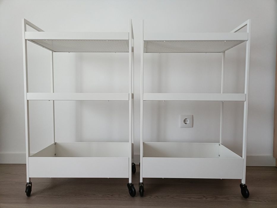 Carrinho branco NISSAFORS