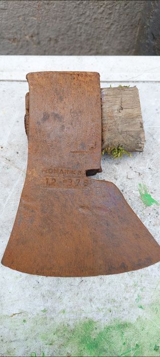 Stara siekiera - Romanik oryginalna