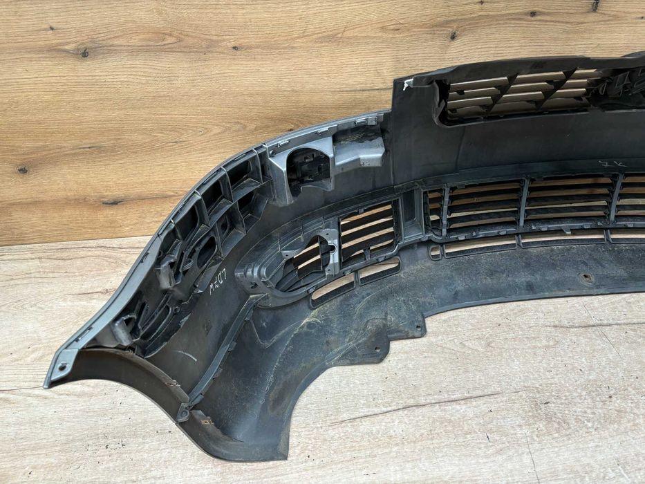 Zderzak przedni Volkswagen Passat B5 Lift kolor ld7w