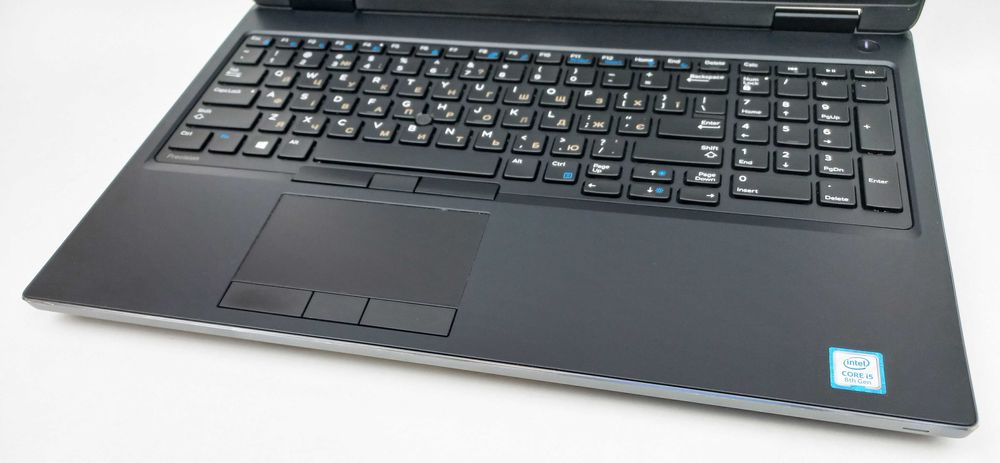 Dell Precision 7530 i5-8300H 8Gb 256SSD  FullHD IPS