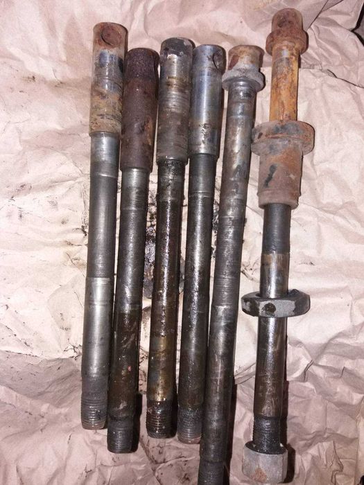 Оси колес ИЖ ЮПИТЕР (Планета)