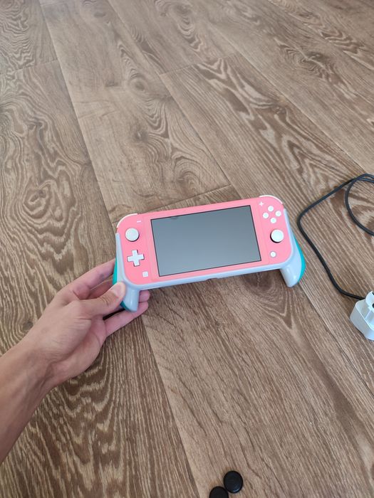 Nintendo switch lite 128гб в ЧУДОВОМУ стані + комплект