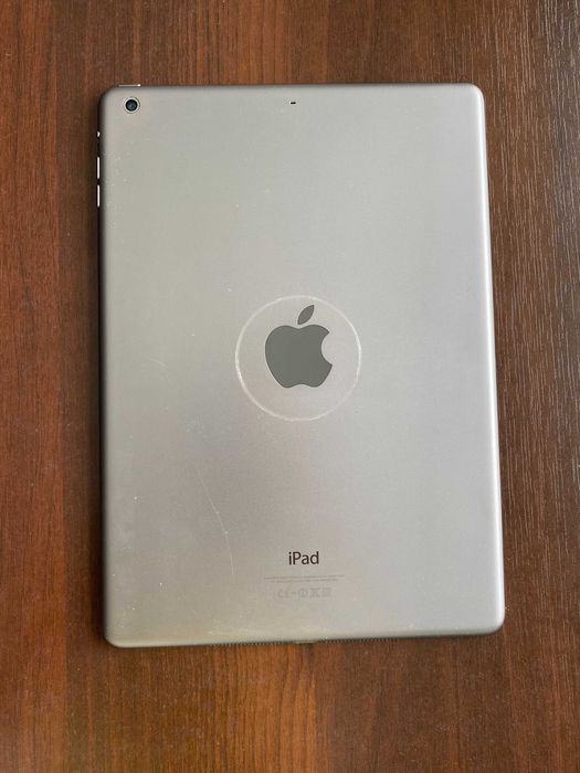 Apple iPad Air A1474 Wi-Fi (2013) 32GB