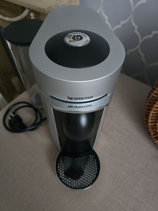NOWY Ekspres kapsułkowy Nespresso vertuo plus designerski