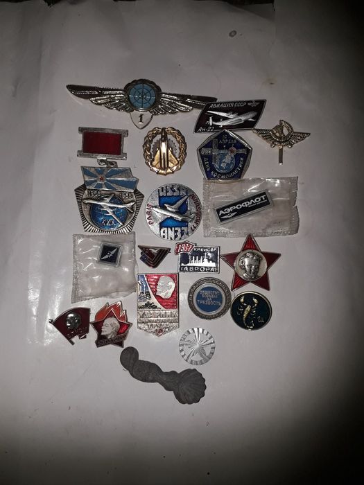 Продам значки ссср