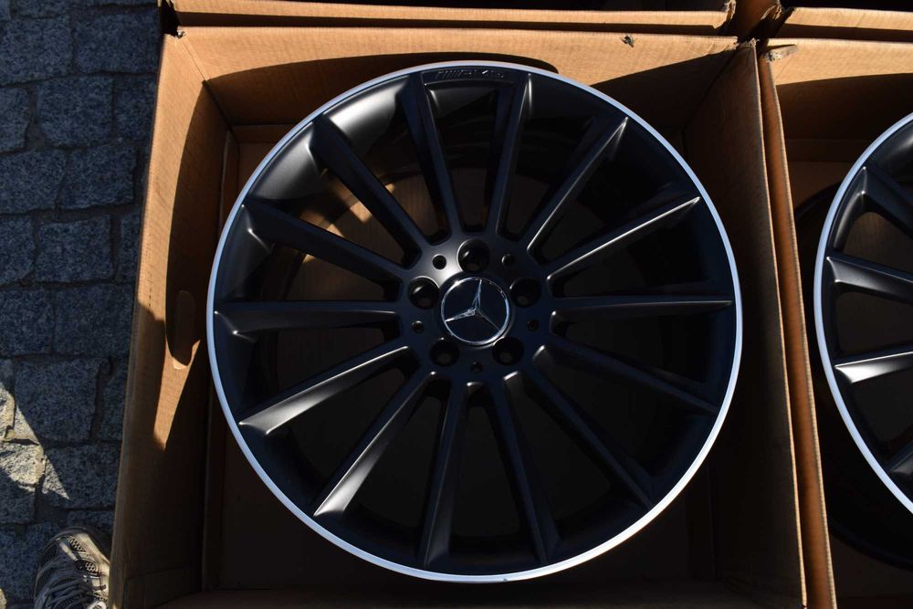 Buses D'échappement (tips) Inox Chromé Pour Mercedes A/CLA/GLA/GLB AMG - Kit Tuning