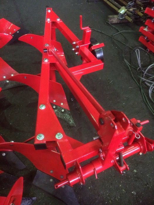 Плуг  Wirax 2 на 25