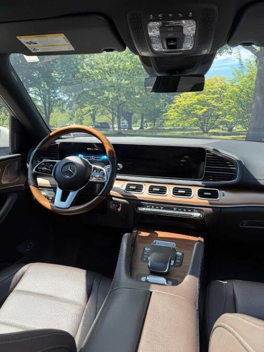 Mercedes-Benz GLS 450      2021