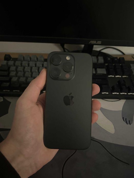 iPhone 15 Pro Black Titanium 128Gb ESIM 88% АКБ