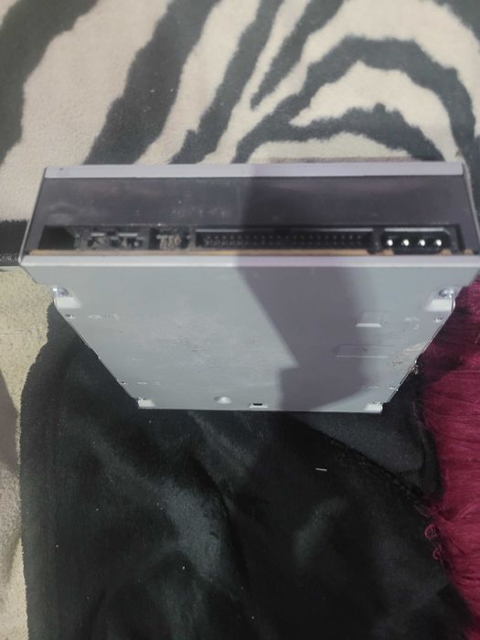 Nagrywarka DVD/RV OLG