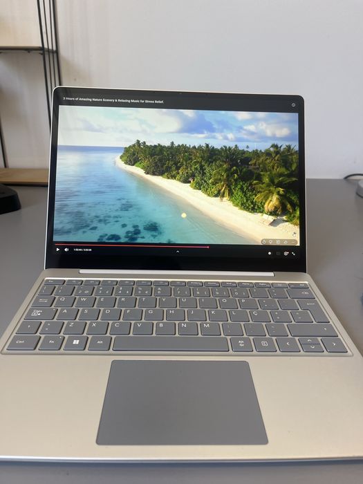 Microsoft Surface Laptop Go 3 — i5 12ª Gen | 8GB RAM | 256GB SSD | Touch