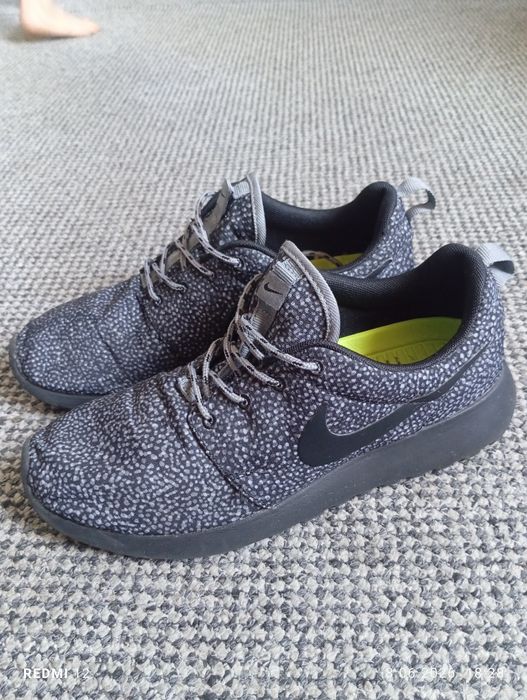 Buty damskie sportowe do biegania Nike Roshe One r. 40
