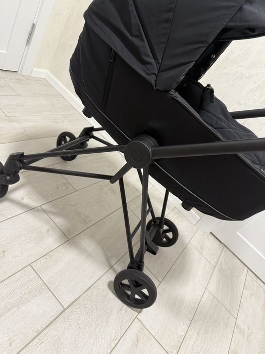 Cybex Mios 2 в 1 Ferrari шасі matt black