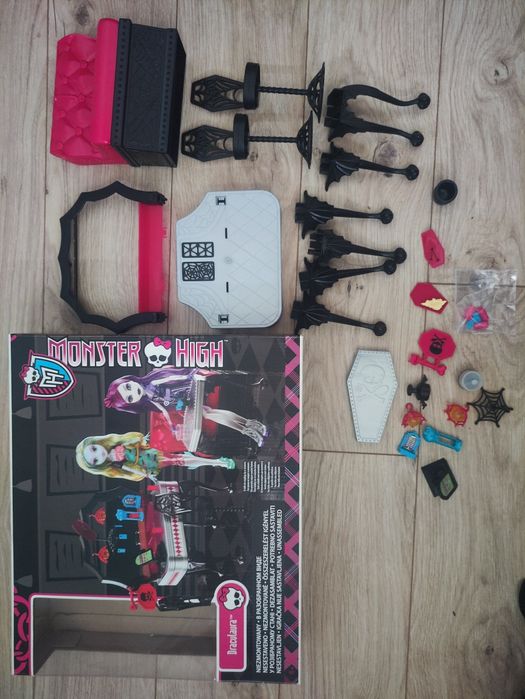 Monster High Draculaura Die-ner (lalka + mebelki)