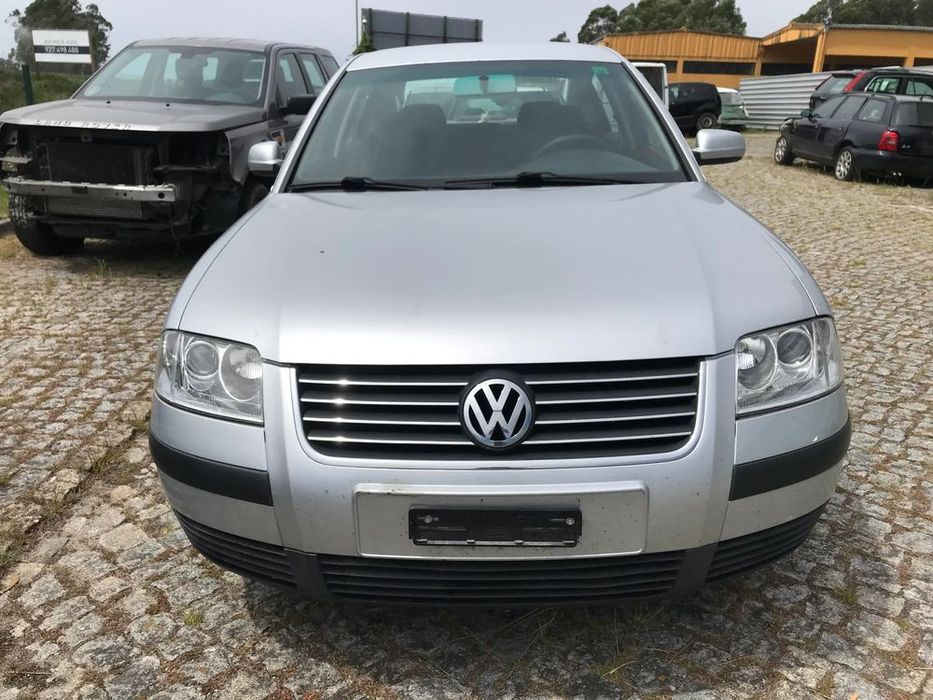 Volkswagen Passat 2.0cc 4Motion 2001 - Para Peças