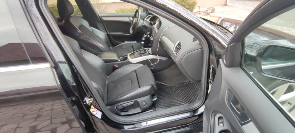Audi A4 b8 TDI 2.0 S-line  (143 к.с.) 2009 р