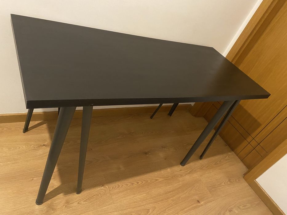 Secretária IKEA