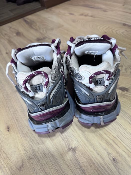 Balenciaga runner