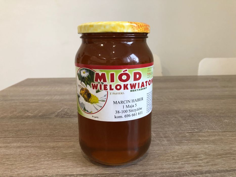 Naturalny miód tylko z lokalnej pasieki.