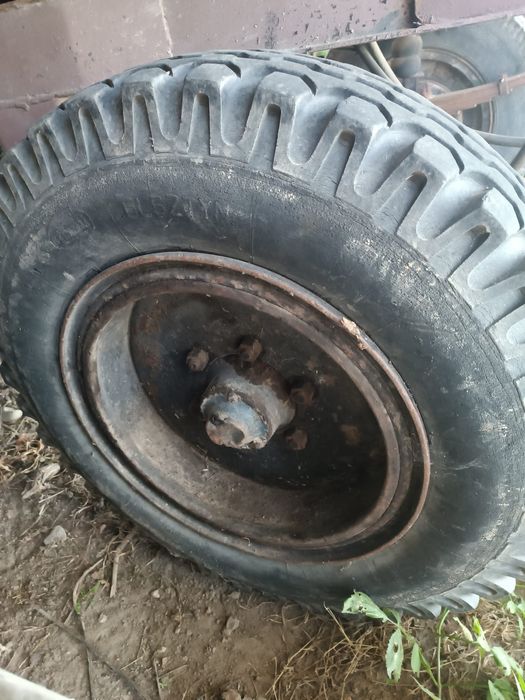 Przyczepa rolnicza D-47 wywrotka na 3 strony