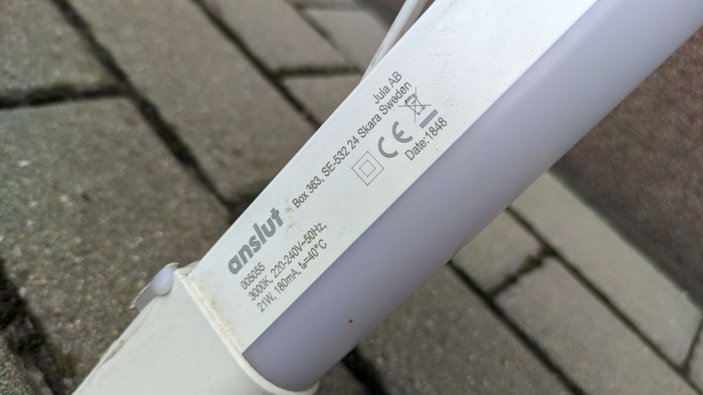 Świetlówka, używana, stan dobry, sprawna.