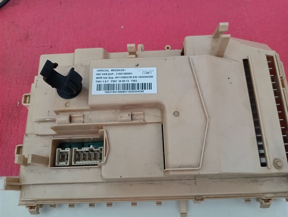 Indesit EWE 81283 para peças