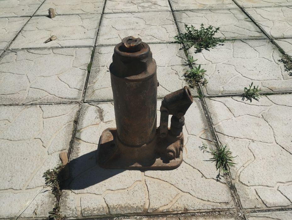 Домкрат 5т гідравліка і оригінал з опеля gm вінтовий