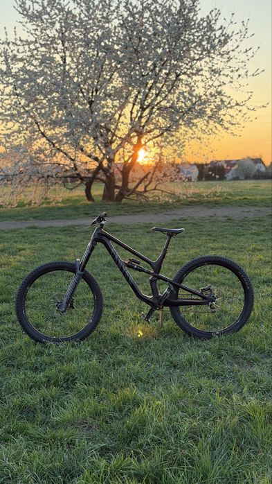Canyon Spectral cf 27.5 carbon custom industry nine