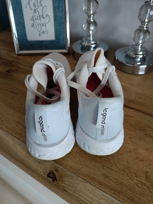Nike legend react 38,5 białe
