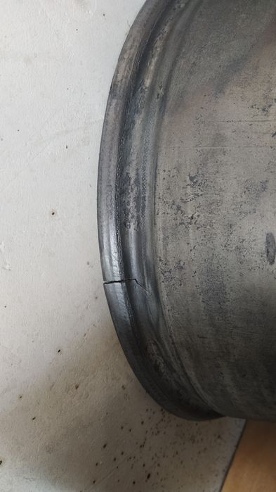 Продам диски         .